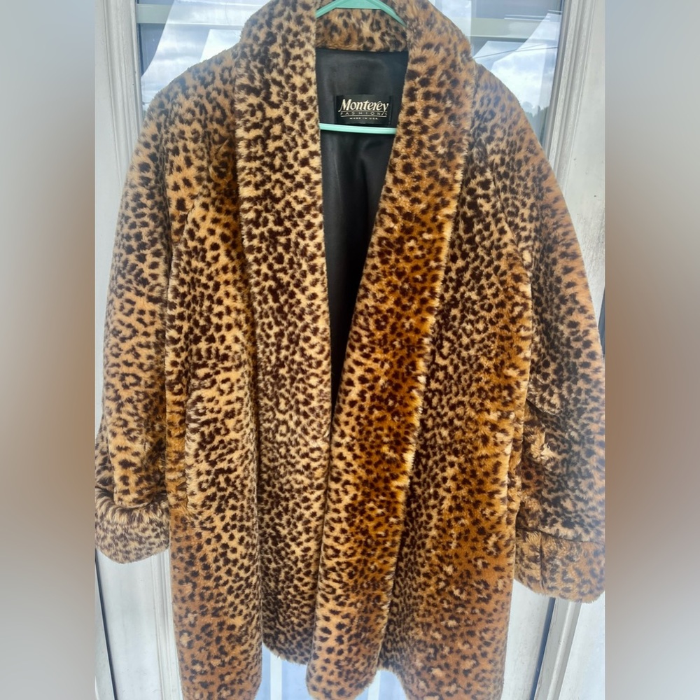 Vintage Leopard Print Faux Fur Coat